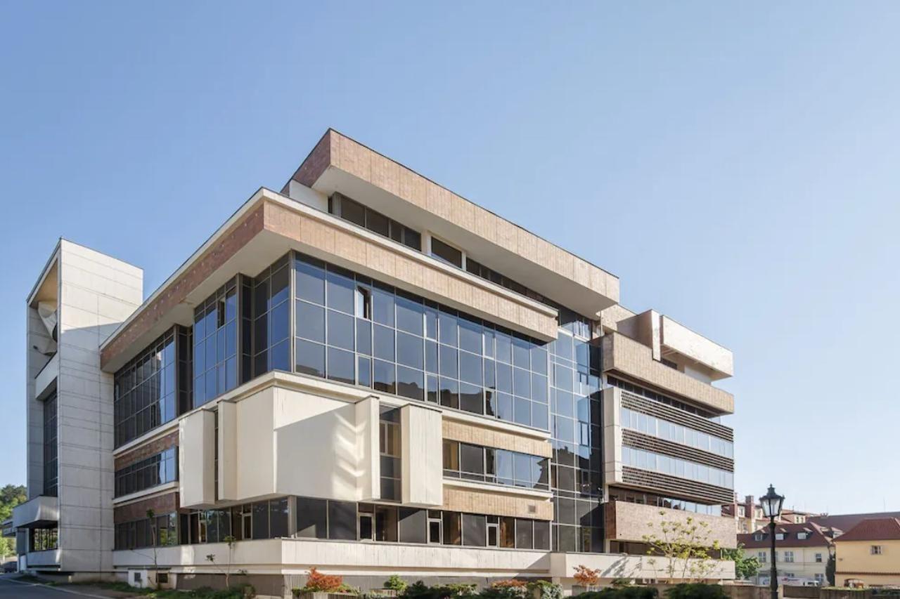 The President Hotel Prague Ngoại thất bức ảnh Faculty of Engineering